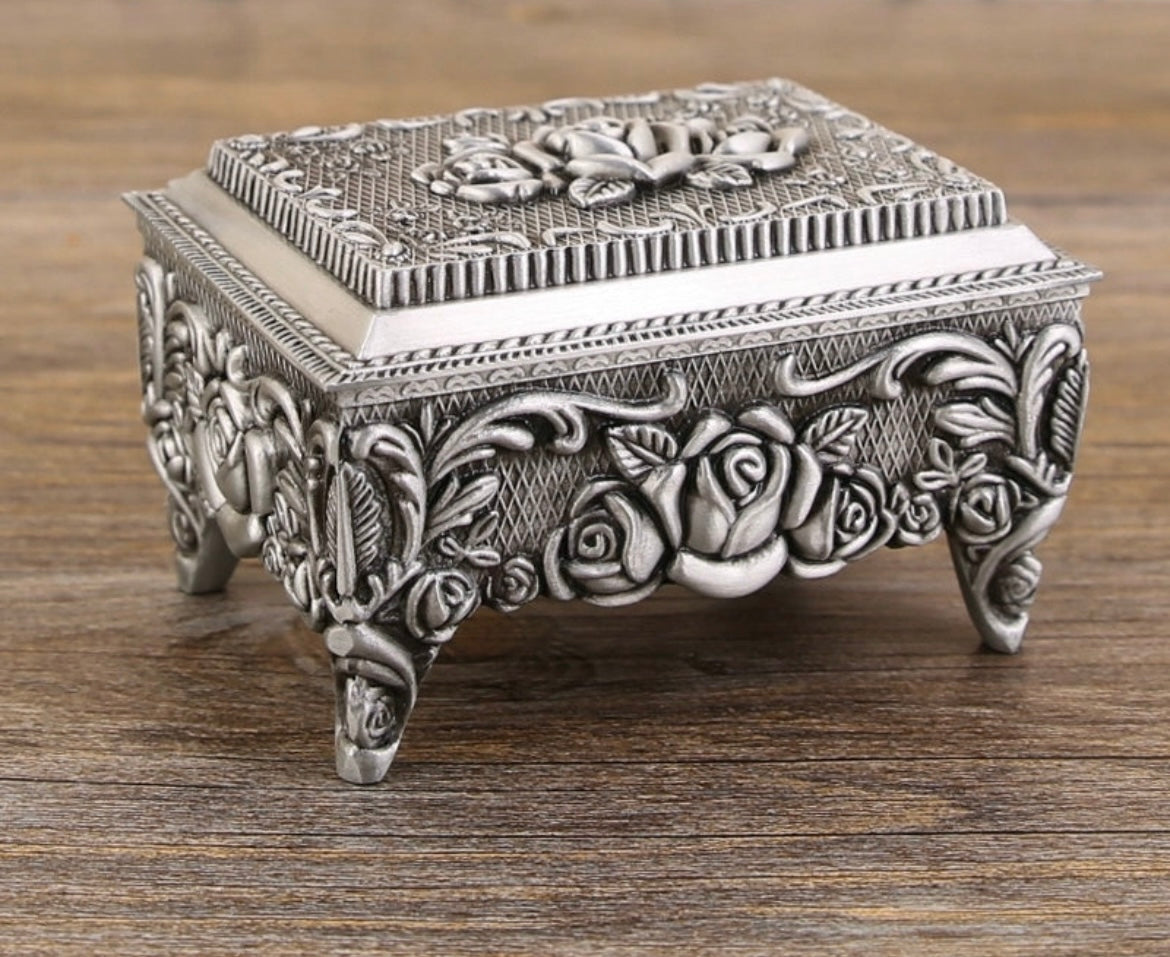 Rose Garden Jewelry Box